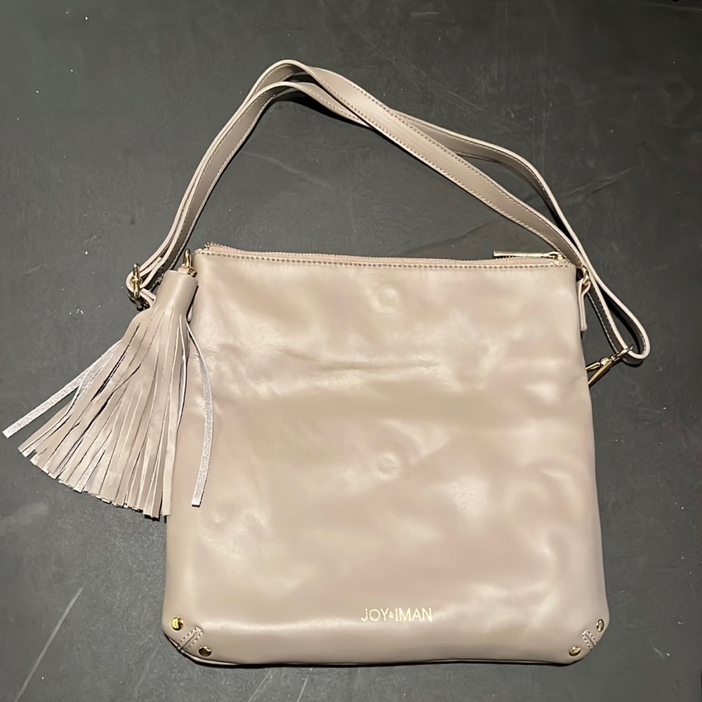 Joy & Iman leather purse 🌻
